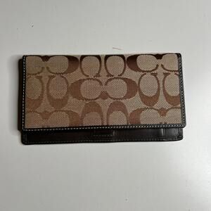 Coach Signature Jacquard & Leather Checkbook Cover – Brown Logo Pattern – Bifold